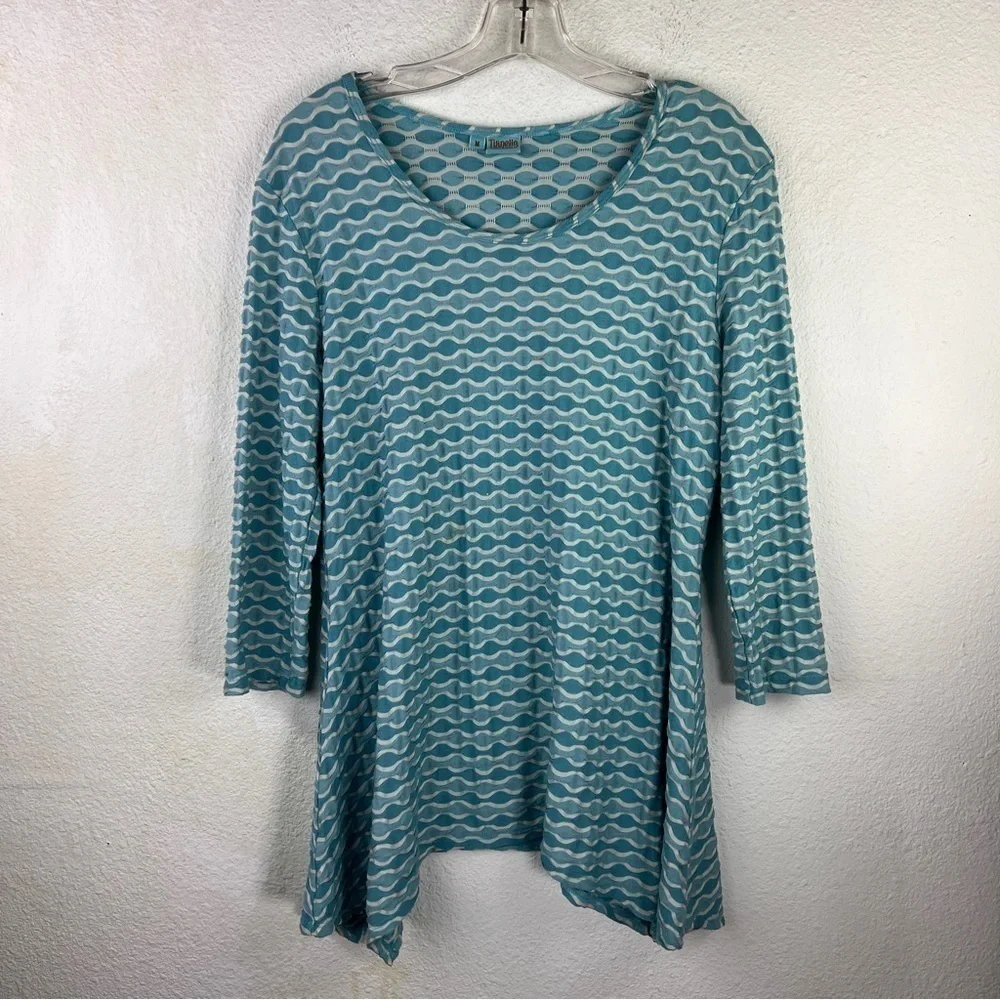 TIANELLO BY STEVE BARRAZA Turquoise & White shark bite tunic. ¾ sleeves